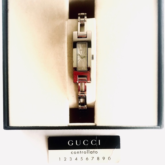 Gucci Watch Bracelet Original Vintage With Authenticity Card Women Size OS - Picture 4 of 13